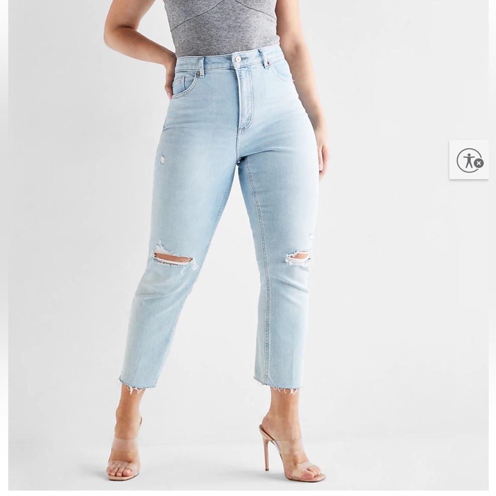 Express Curvy Mom Jeans, Super High Rise Distressed | Size 8
